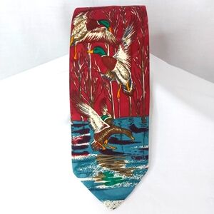 Vintage SURREY Mens Tie‎ Burgundy Silk Mallard Duck Hunter Necktie USA 57"x4"
